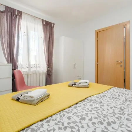 Apartmán New!!! Alex Deluxe On Beach 2 *